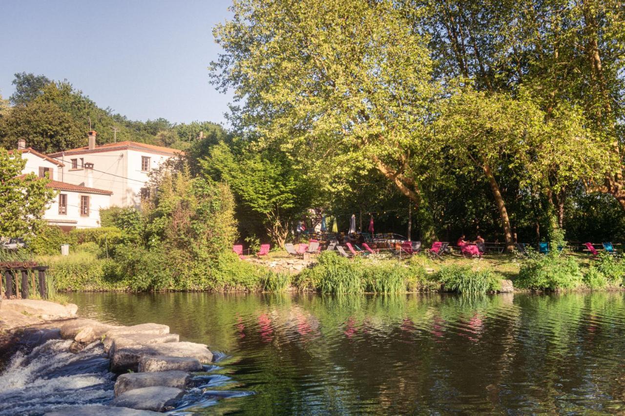 La Cascade Hotel Clisson Exterior photo